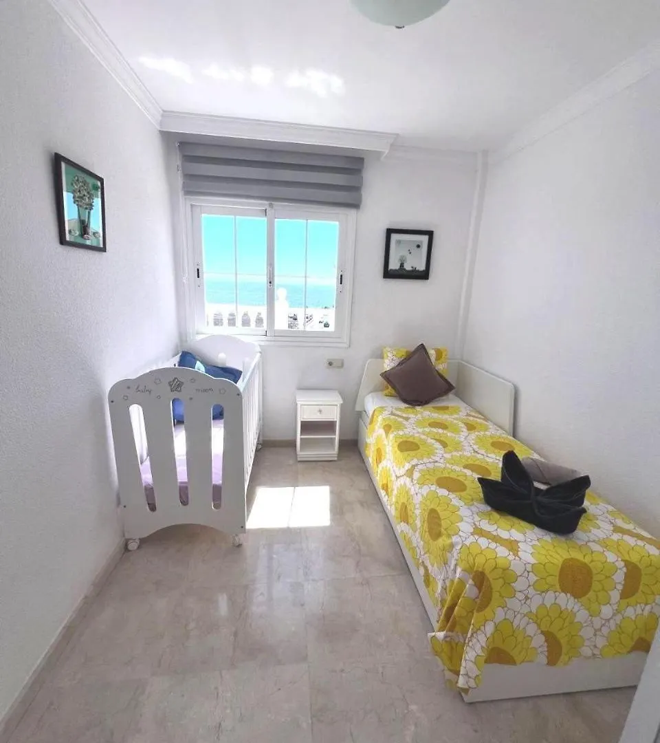 Townhouse Park Paraiso 아데제